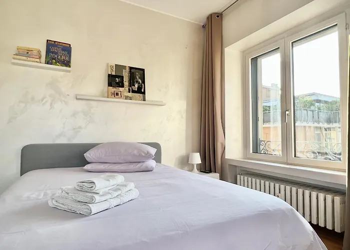 Tricolore Suite